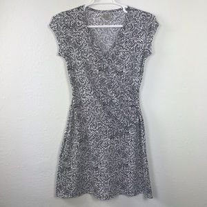 3/25 🛍ATHLETA faux wrap stretchy dress Sz M